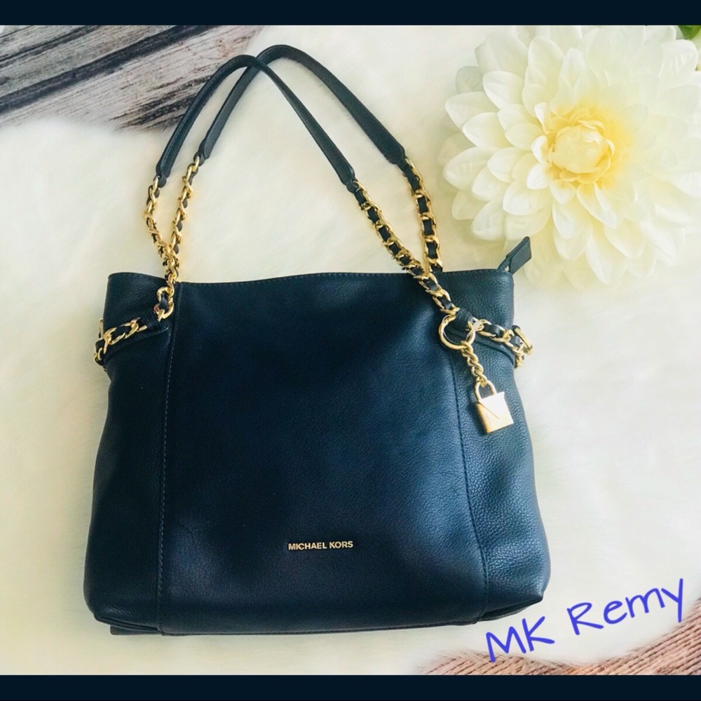 ❌SOLD!❌Michael Kors Remy Med Tote in Admiral